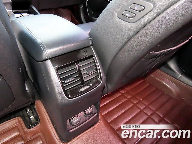 Kia K7 2017 — photo 17