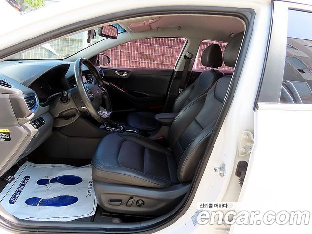 Hyundai Ioniq 2016 — photo 5