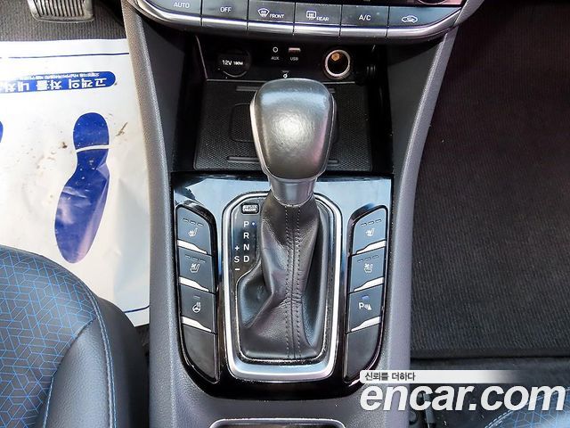 Hyundai Ioniq 2016 — photo 10