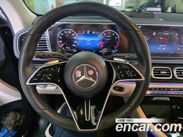 Mercedes-Benz GLE-Class 2023 — photo 5