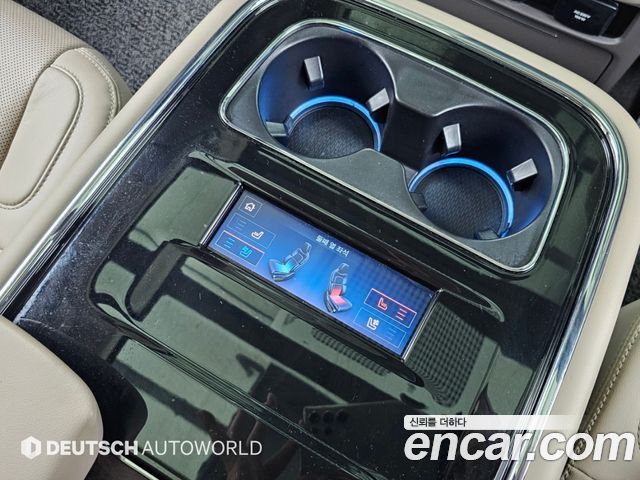 Lincoln Navigator 2022 — photo 16