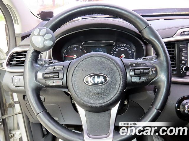 Kia Sorento 2016 — photo 8