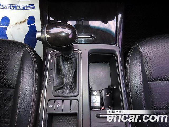 Kia Sorento 2016 — photo 11
