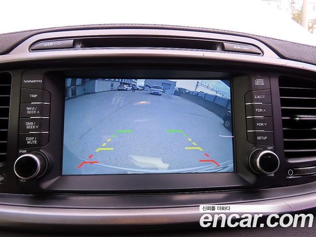 Kia Sorento 2016 — photo 15