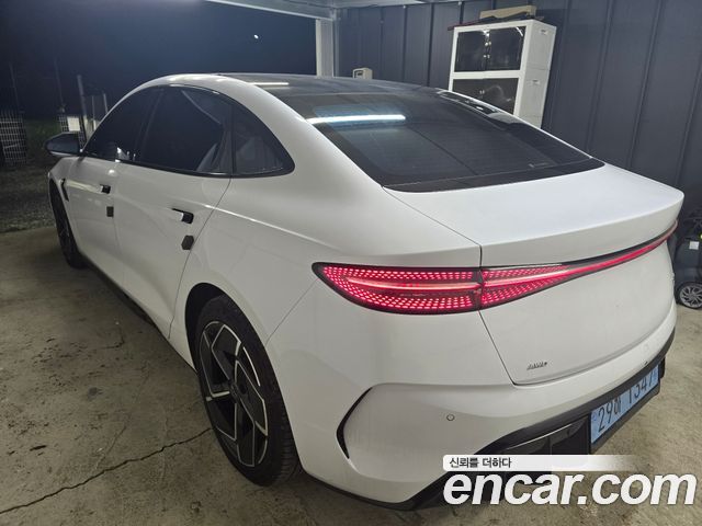 BYD Seal 2025 — photo 3