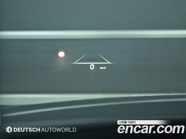Genesis G90 2023 — photo 18
