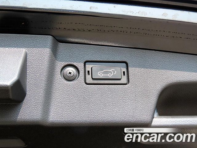 KG Mobility Torres 2024 — photo 16