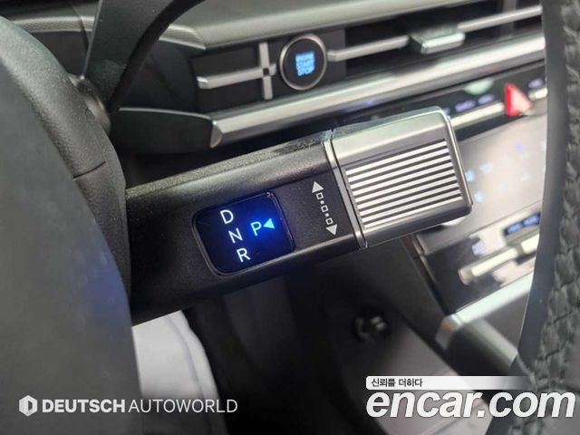 Hyundai Santafe 2025 — photo 9