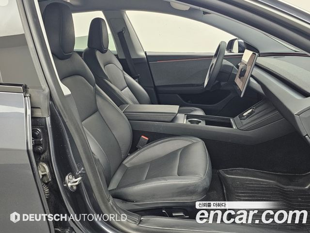 Tesla Model 3 2025 — photo 10