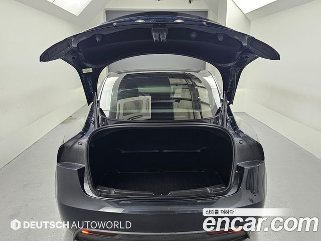 Tesla Model 3 2025 — photo 19