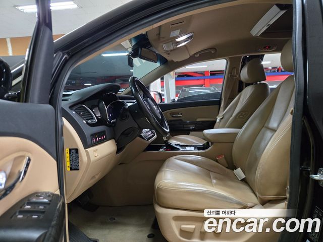 Kia Canival 2019 — photo 5