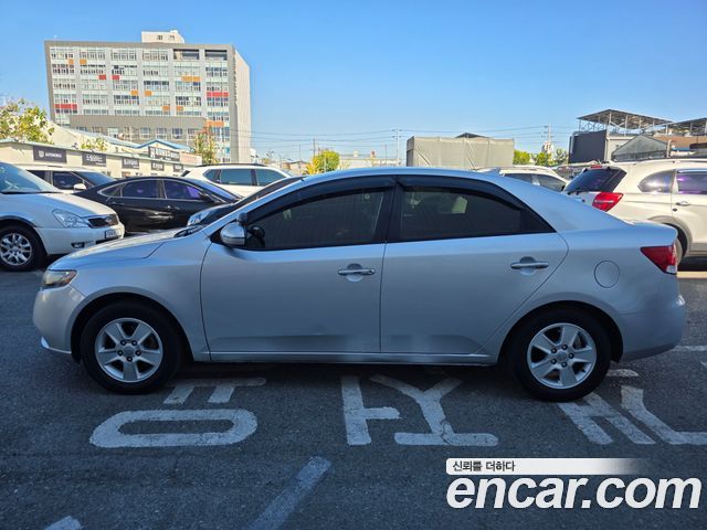 Kia Porte 2012 — photo 4