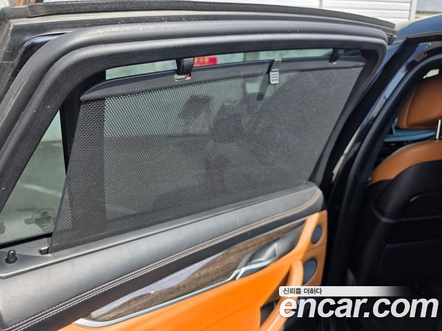 BMW X6 2016 — photo 12