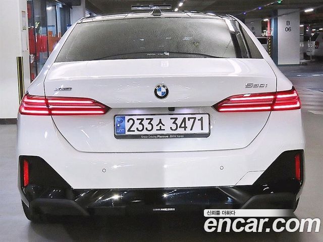 BMW 5-Series 2024 — photo 5