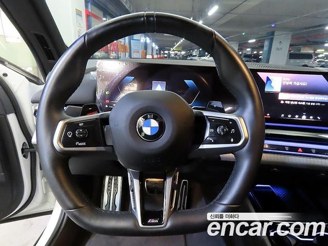 BMW 5-Series 2024 — photo 8