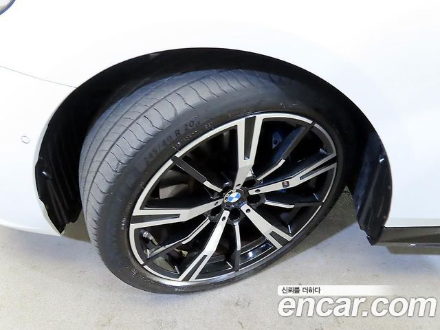 BMW 5-Series 2024 — photo 20
