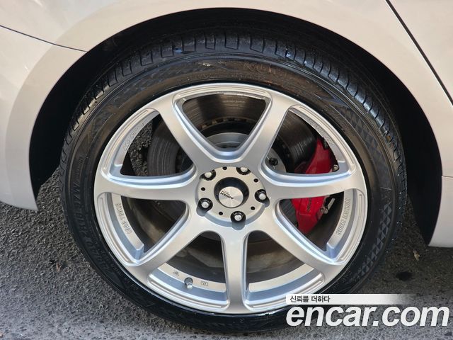 Genesis G70 2018 — photo 9