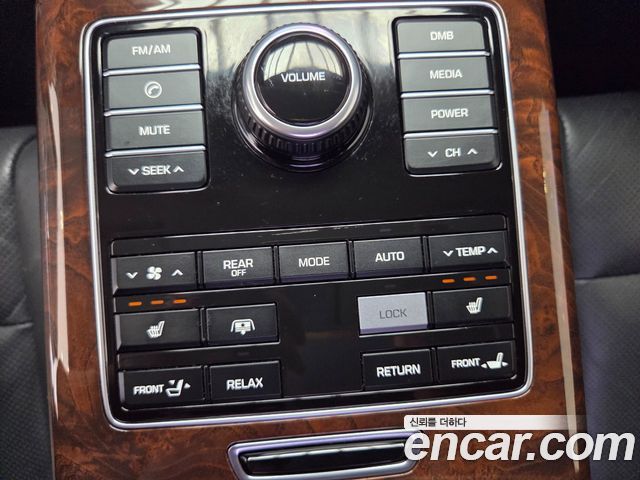 Hyundai Equus 2014 — photo 7