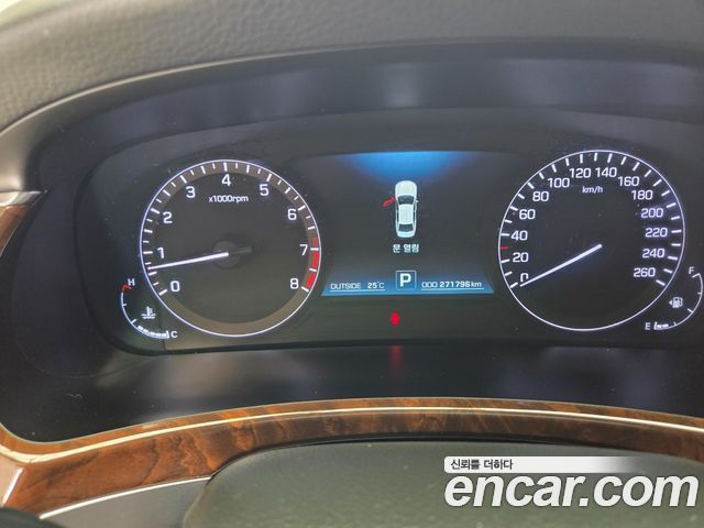 Hyundai Equus 2014 — photo 15