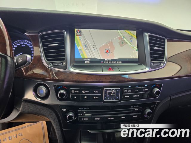 Hyundai Equus 2014 — photo 16