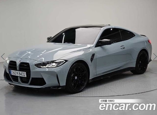 BMW M4 2022 — photo 1