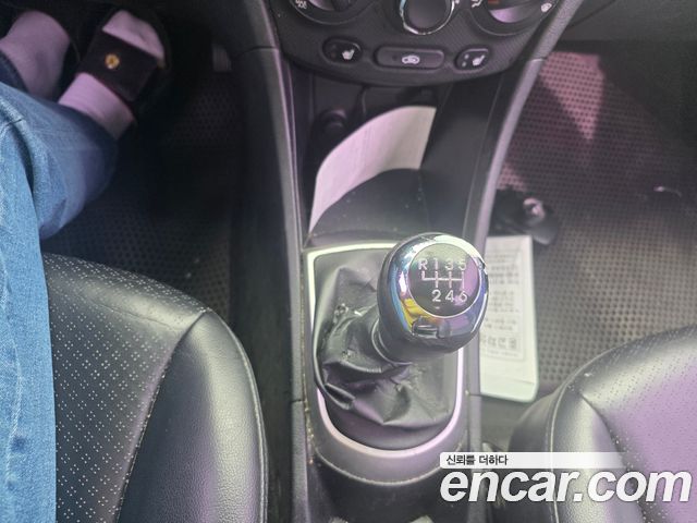 Hyundai Accent 2012 — photo 14