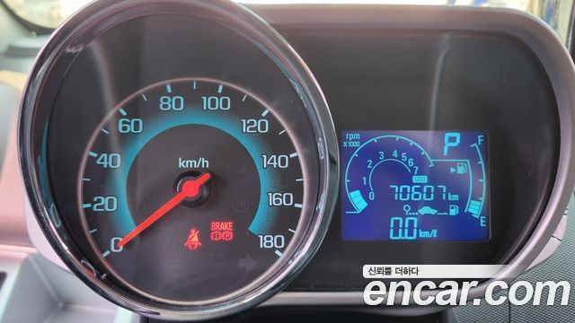 Chevrolet Korea Spark 2015 — photo 18