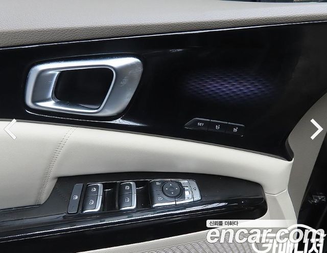 Kia Canival 2023 — photo 12