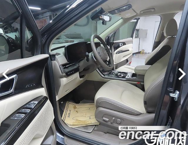Kia Canival 2023 — photo 13