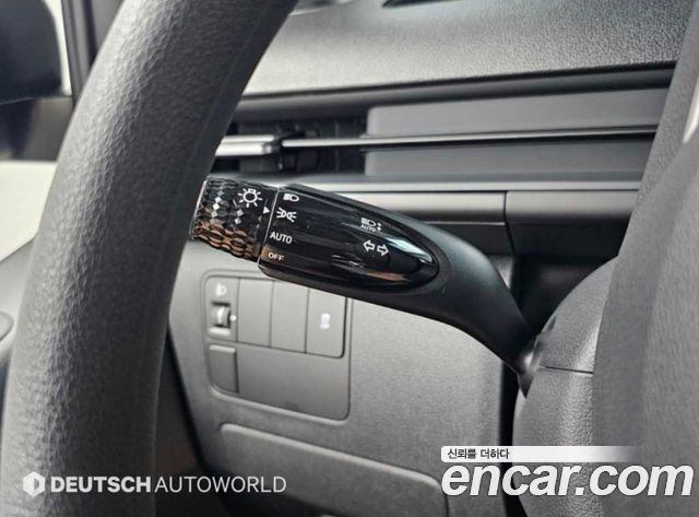 Hyundai Staria 2025 — photo 16