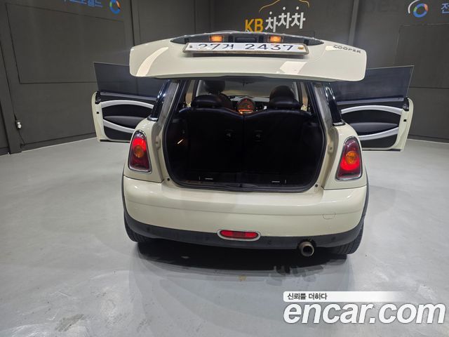 Mini Cooper 2007 — photo 11