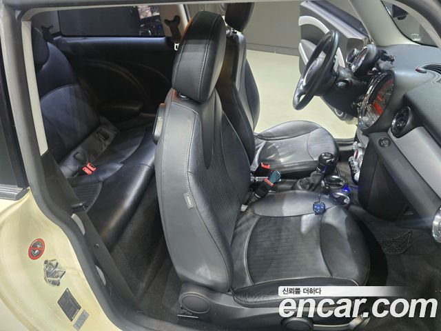 Mini Cooper 2007 — photo 12