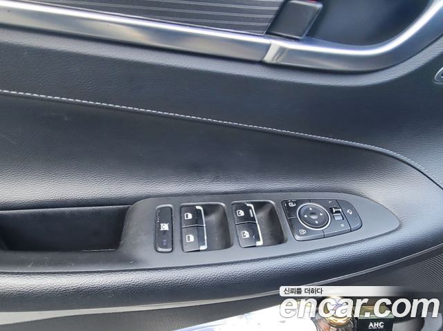 Hyundai Grandeur 2018 — photo 17