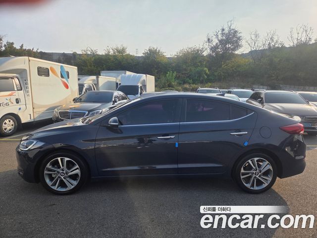 Hyundai AVANTE 2016 — photo 3
