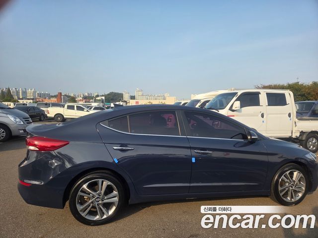 Hyundai AVANTE 2016 — photo 6