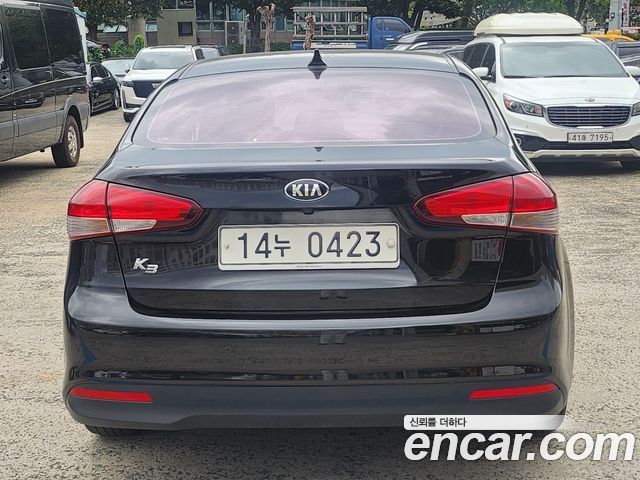 Kia K3 2016 — photo 4