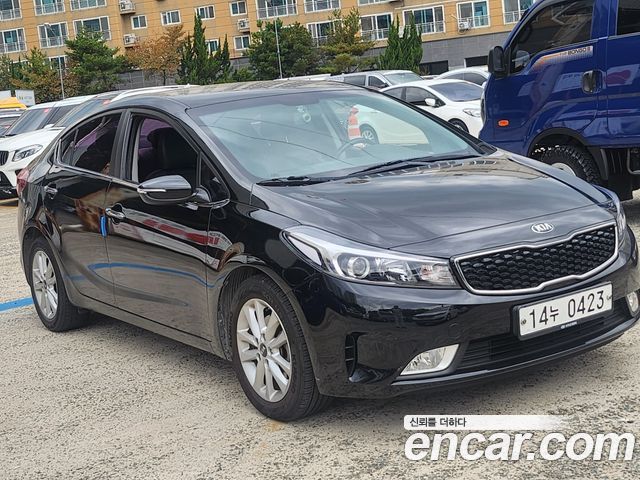 Kia K3 2016 — photo 18
