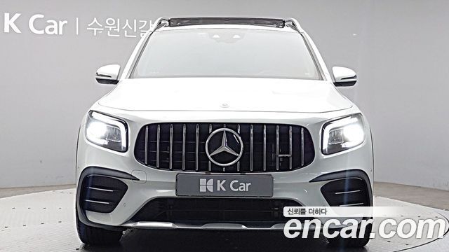 Mercedes-Benz GLB-Class 2023 — photo 3