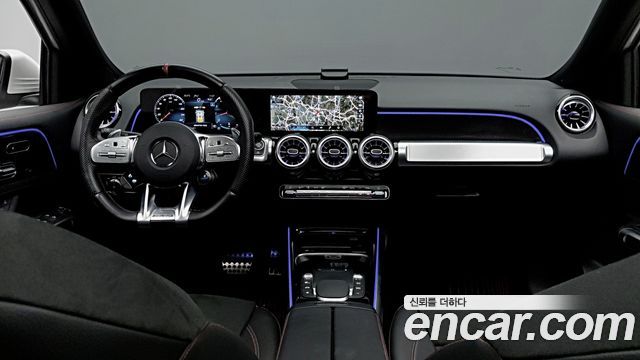 Mercedes-Benz GLB-Class 2023 — photo 9
