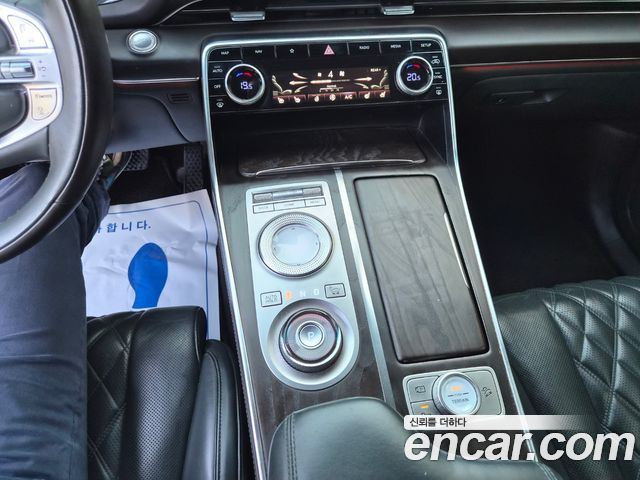 Genesis GV80 2020 — photo 15