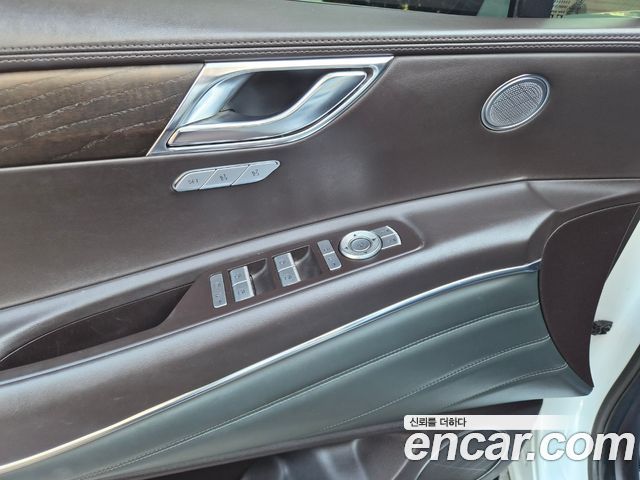 Genesis GV80 2020 — photo 16