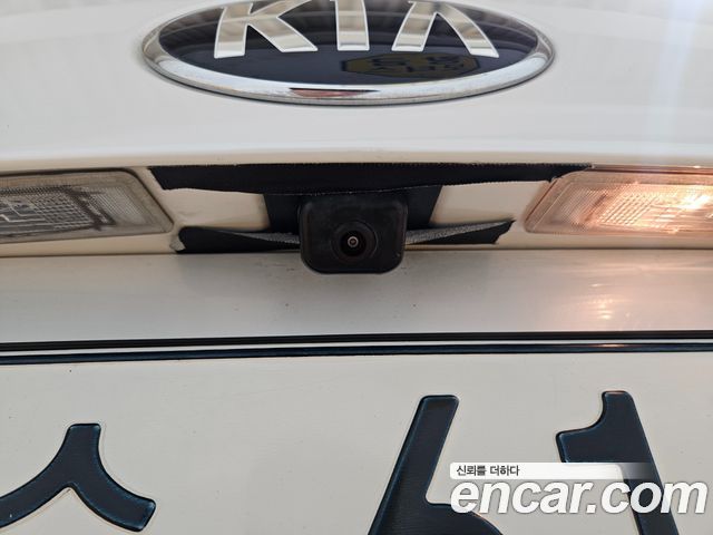 Kia K5 2013 — photo 8