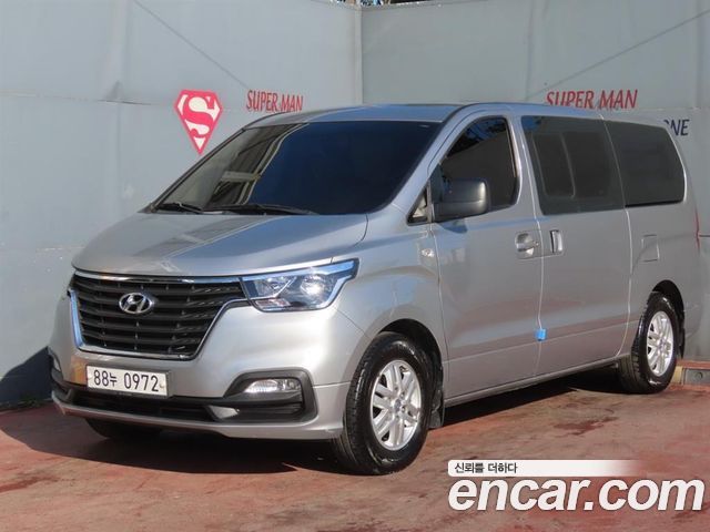 Hyundai Starex 2019 — photo 1