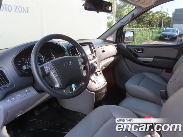 Hyundai Starex 2019 — photo 8