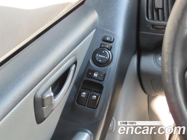 Hyundai Starex 2019 — photo 13