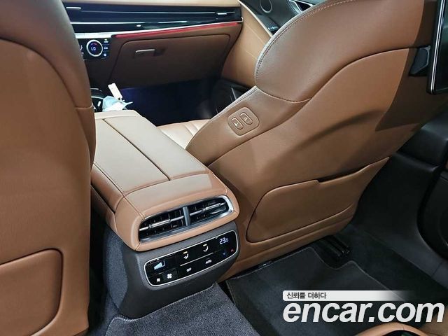 Genesis G80 2021 — photo 14