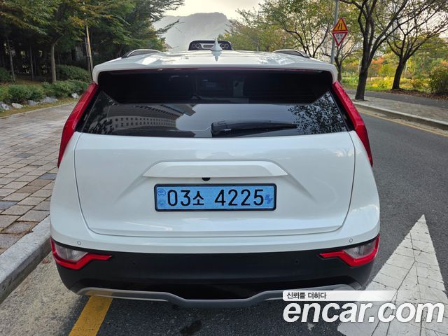 Kia Niro 2023 — photo 6