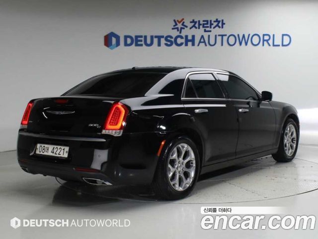 Chrysler 300C 2016 — photo 2