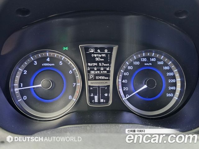 Hyundai Grandeur 2015 — photo 8