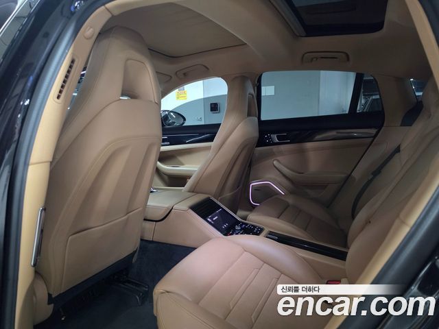 Porsche Panamera 2021 — photo 9